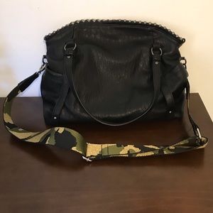 Jessica Simpson purse